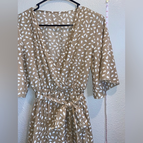 Boho Leopard Print Butterfly Sleeve Mini Dress - Picture 7 of 9